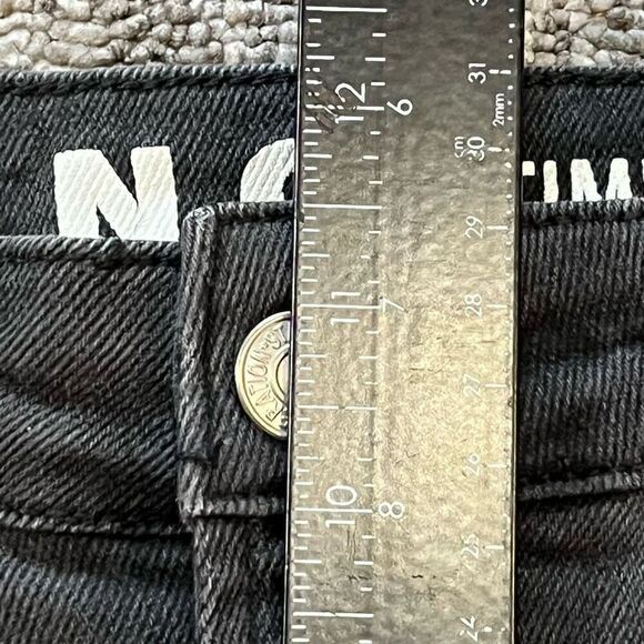 S.O.N.G. Women’s Size 29 Timeless Fit Straight Leg Mom Jeans Black Denim Ripped - Picture 6 of 8